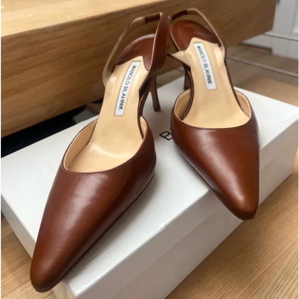 Manolo blahnik Carolyne Luggage Heels Shoes Slibgback  37